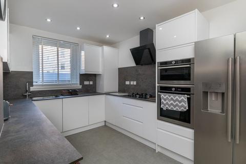 10/2 Portpatrick Road, Old Kilpatrick, Glasgow, G60 5JR