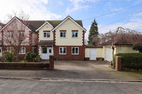4 bedroom detached house for sale, Greenclose Road, Whitchurch, Cardiff