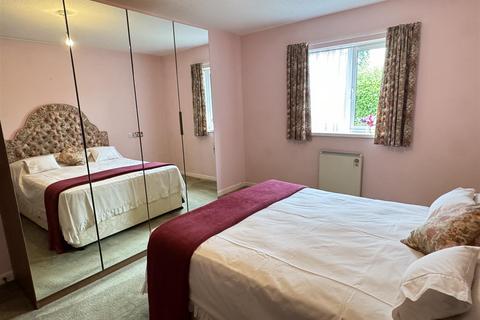 1 bedroom apartment for sale, Trevarthian Road, St. Austell