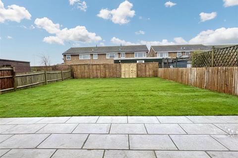 2 bedroom semi-detached bungalow for sale, Lapwing Close, Eastbourne