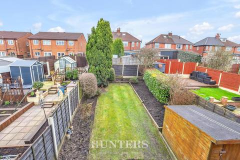 3 bedroom semi-detached house for sale, Berwyn Avenue, Middleton M24