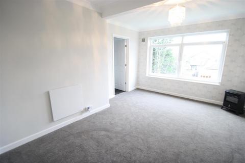 2 bedroom flat to rent - Westleigh Court, Westleigh Avenue, Leigh On Sea