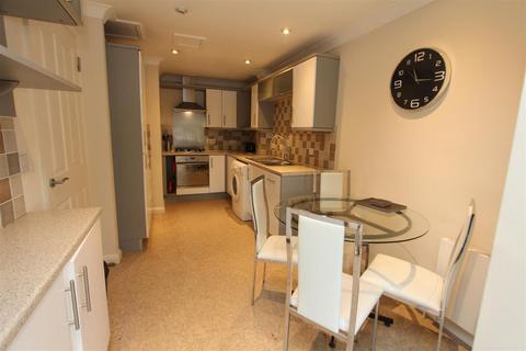 undefined, Castleton Court, West Park