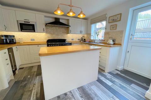 29 Mountside Gardens, Leek, ST13 6ND