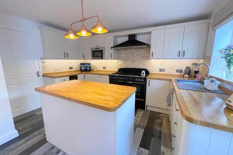 29 Mountside Gardens, Leek, ST13 6ND