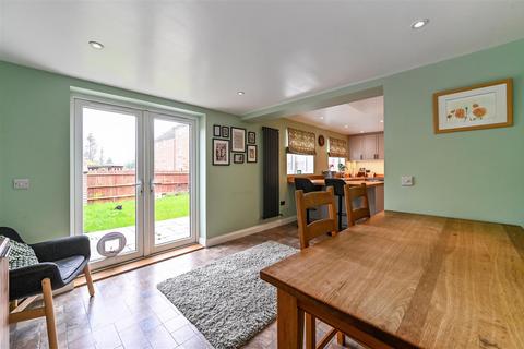 4 bedroom end of terrace house for sale, Knights Grove, North Baddesley, Hampshire