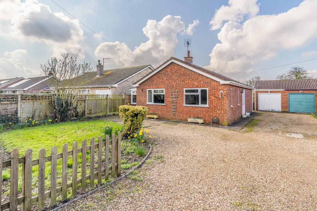 Broadgate, Weston Hills 2 bed detached bungalow for sale £200,000