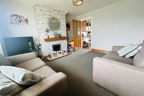 127 Cavalry Crescent, Eastbourne, BN20 8RL