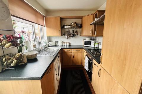 127 Cavalry Crescent, Eastbourne, BN20 8RL