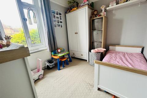 127 Cavalry Crescent, Eastbourne, BN20 8RL