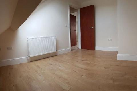 2 bedroom flat to rent, Musters Road, West Bridgford NG2