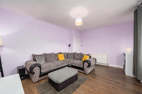 93 Americanmuir Road, Dundee, DD3 9AJ