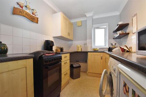 2 bedroom flat for sale, Anlaby Road, Hull