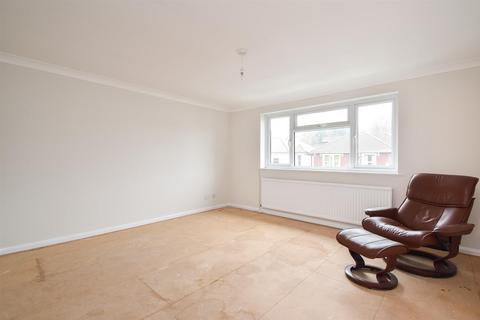 2 bedroom flat for sale, Blacklands Court, St. Helens Park Road, Hastings