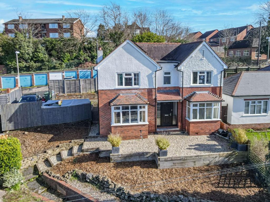 Worcester Street, Stourbridge 4 bed detached house for sale £449,995