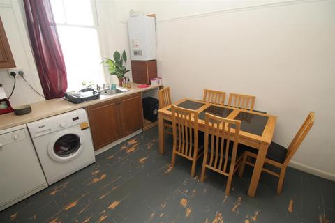 1 bedroom flat for sale, West Blackhall Street, Greenock