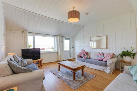 4 bedroom detached bungalow for sale, Channel View, Ogmore-By-Sea, Vale Of Glamorgan, CF32 0QA