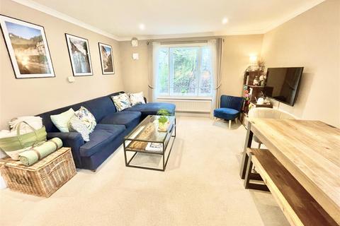 2 bedroom apartment for sale - North Drive, Hatfield AL9