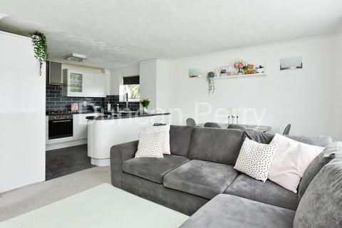2 bedroom apartment for sale - Dixons Hill Road, North Mymms AL9