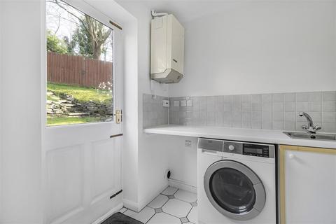 1 Morlais, Emmer Green, Reading, RG4 8PQ
