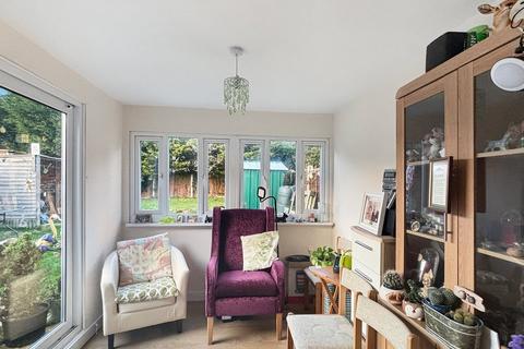 1 Beaumont Avenue, Brightlingsea, Colchester, CO7 0NG