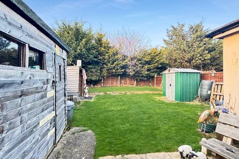 1 Beaumont Avenue, Brightlingsea, Colchester, CO7 0NG