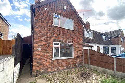 3 bedroom end of terrace house for sale, Winster Drive, Leicester LE4