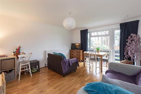 2 bedroom flat for sale, Milton Road, Harpenden