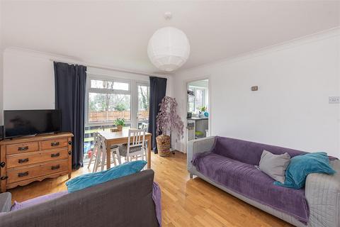 2 bedroom flat for sale, Milton Road, Harpenden
