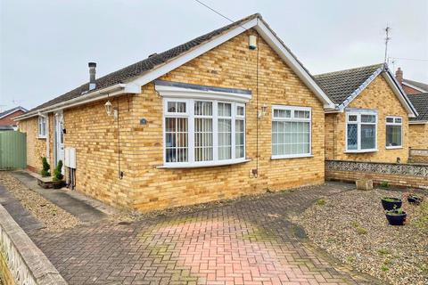 2 bedroom detached bungalow for sale, Oakwood Close, Hull