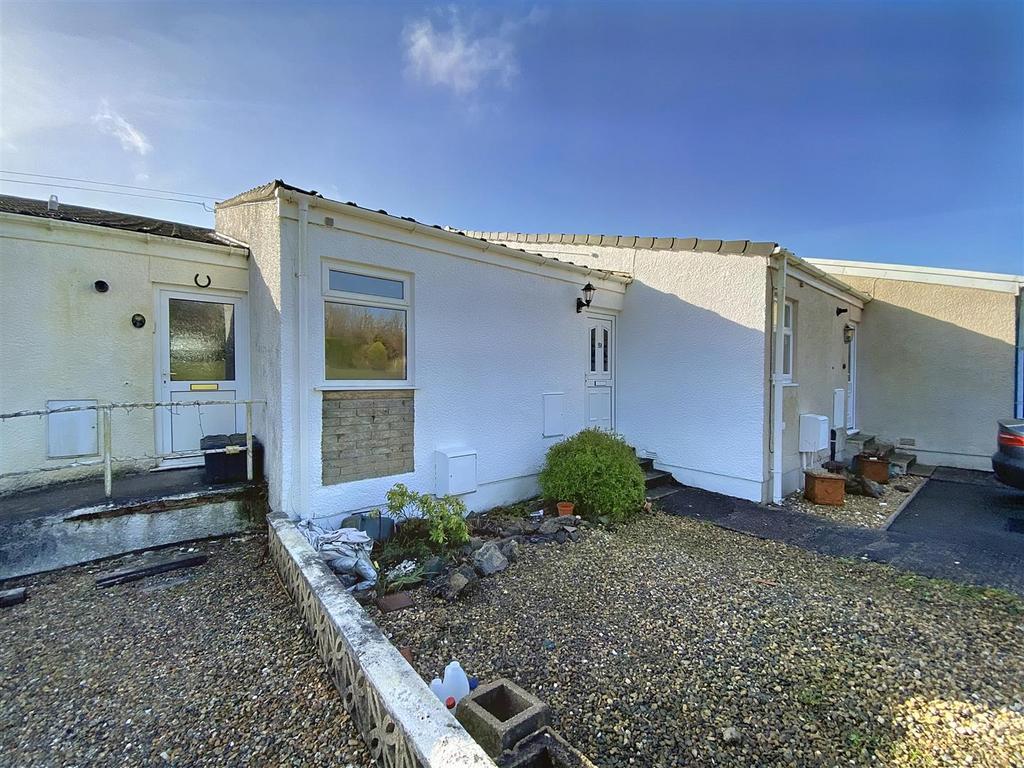 Llanteg Park, Llanteg, Narberth 2 bed terraced house for sale £125,000