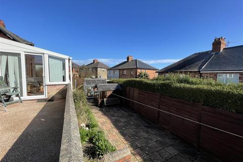 2 bedroom detached bungalow for sale, Prospect Park, Scarborough YO12