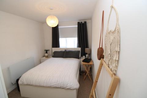 2 bedroom flat for sale - Oast Court, Southgate Street, Bury St. Edmunds IP33