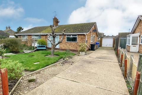 10 Cunningham Way, Lowestoft, NR33 7DD