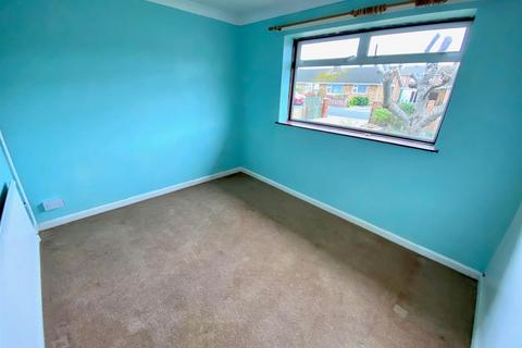 10 Cunningham Way, Lowestoft, NR33 7DD