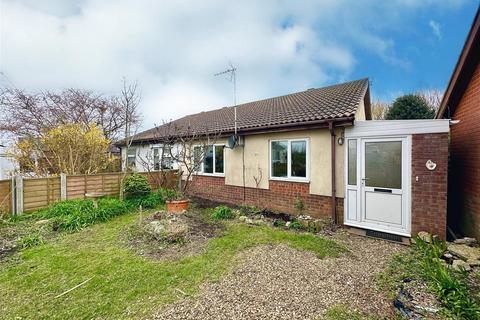 2 bedroom semi-detached bungalow for sale, Sunset Walk, Eccles-On-Sea, NR12