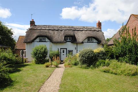 3 bedroom cottage to rent, Main Street, Grove OX12