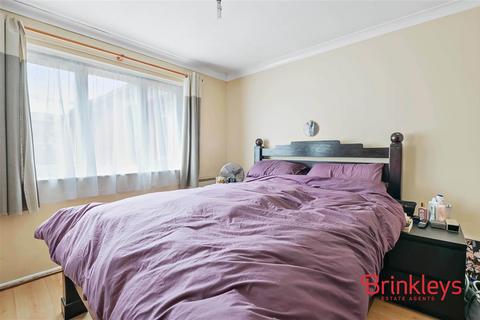 173 Kipling Drive, London, SW19 1TN