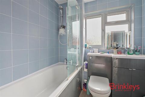 173 Kipling Drive, London, SW19 1TN