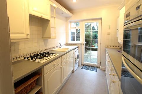 3 bedroom terraced house to rent, Heathfield Park, Midhurst, West Sussex, GU29