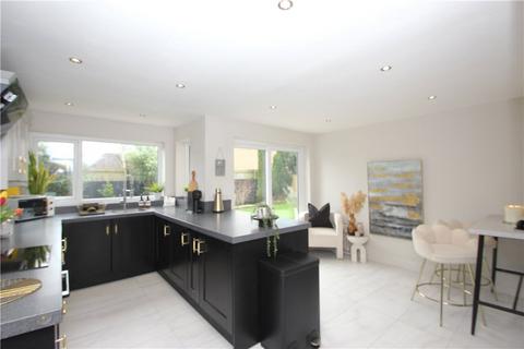 4 bedroom detached house for sale - Pine Close, Wetherby, West Yorkshire