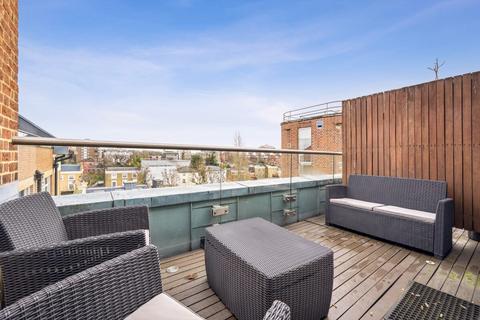 3 bedroom apartment to rent, Hall Road, St. Johns Wood, NW8