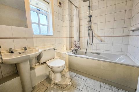 Flat 7, Upward Court Junction Road, Romford, RM1 3QN
