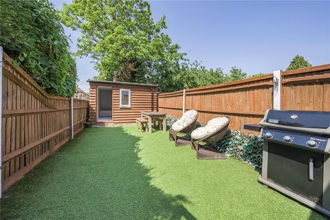 15 Salisbury Road, New Malden, KT3 3HZ
