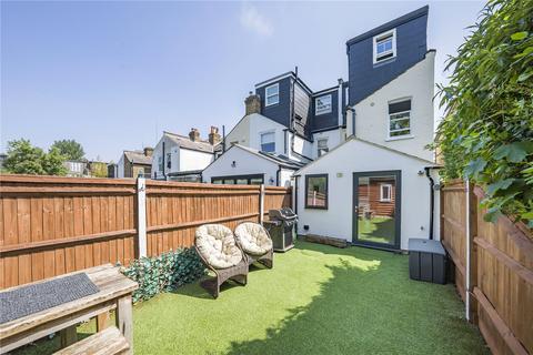 15 Salisbury Road, New Malden, KT3 3HZ