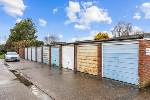3 bedroom semi-detached house for sale, Downscroft, Upper Beeding, Steyning, West Sussex, BN44 3UA