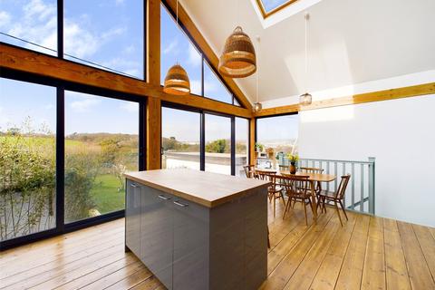 6 Arundel Terrace, Bude, EX23 8LS
