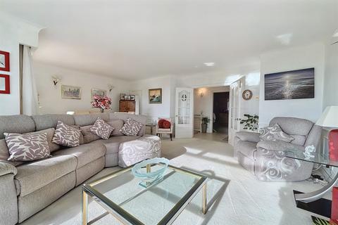 2 bedroom flat for sale, Sandbanks