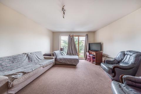 2 bedroom apartment for sale, Sovereign Place, Harrow HA1