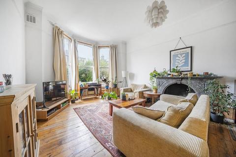 Flat 2, 28 Manor Park, London, SE13 5RN